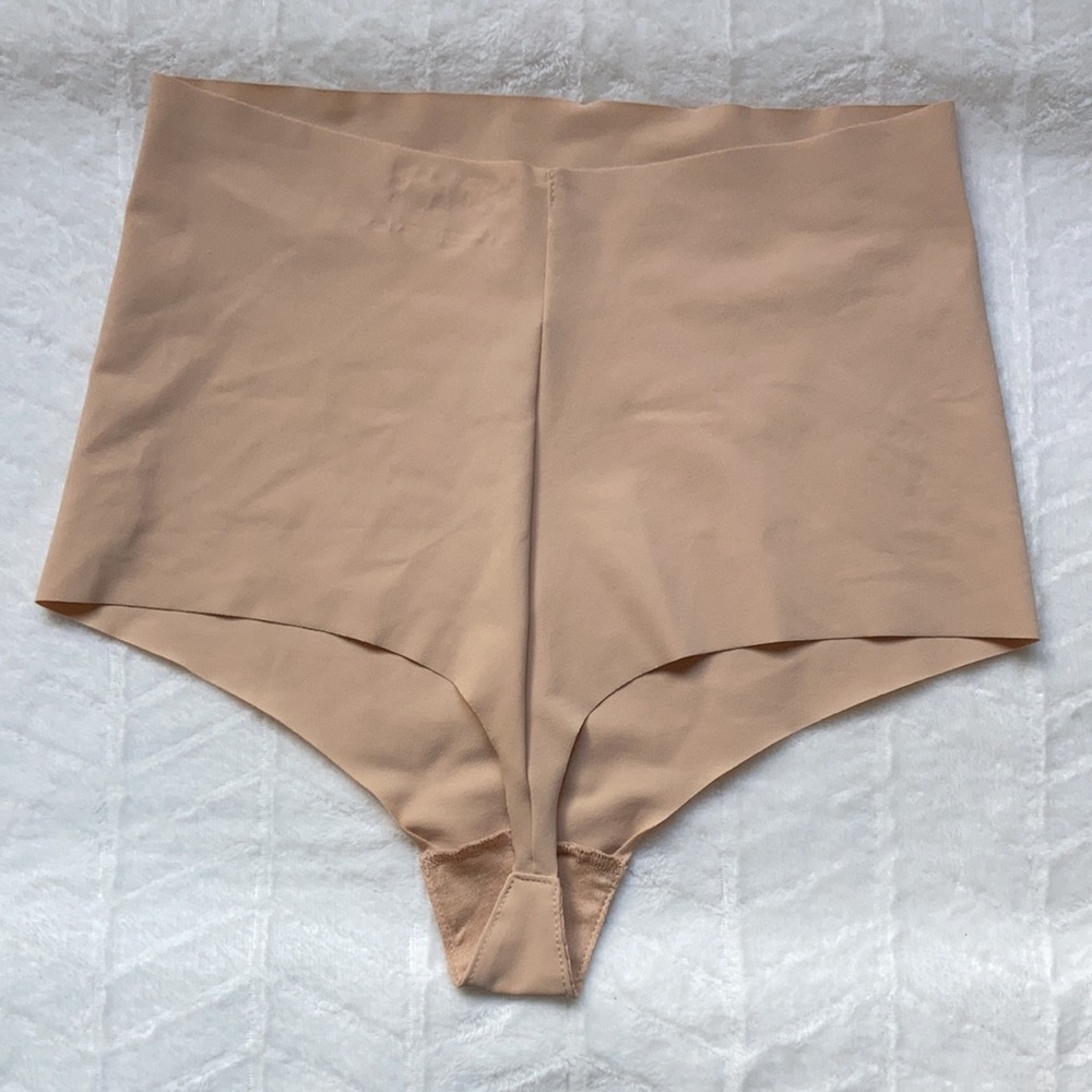 Commando Control Shapewear. - Picture 7 of 9